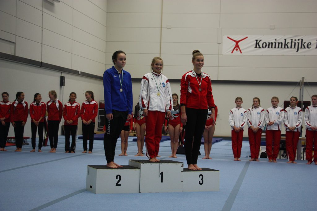 kirsten-goud-podium